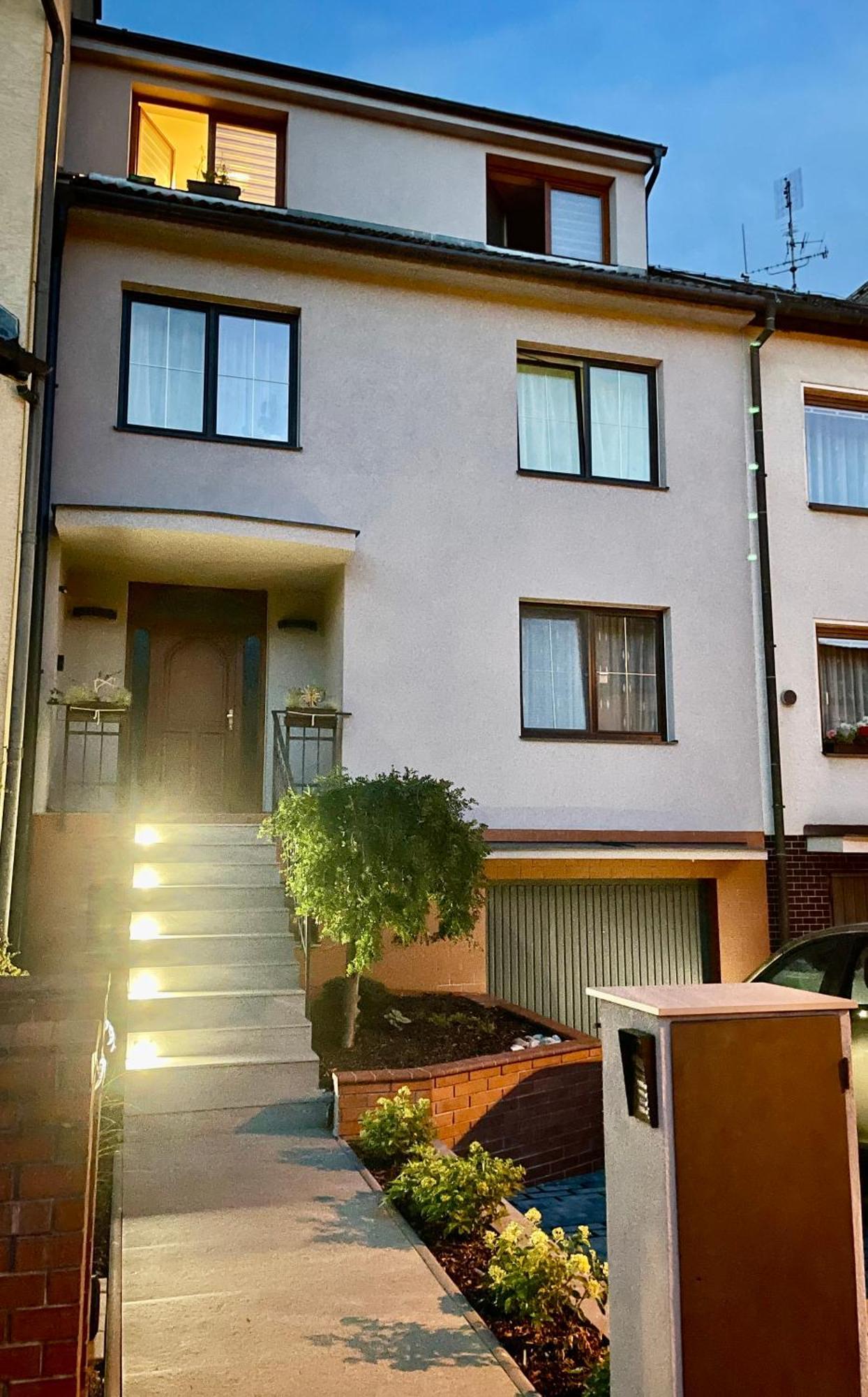 Sunny Apartment Оломоуц Екстер'єр фото